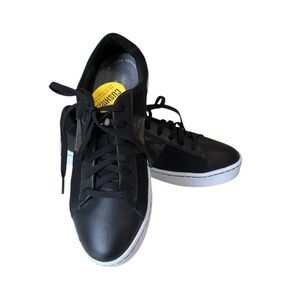 NWT Clarks Womens Sneakers Pawley Rilee Black Leather Sz. 6